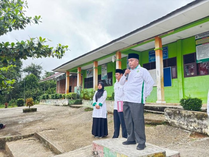 MTsN 6 Sarolangun Gelar Ujian Akhir, Kepala Madrasah Tekankan Kejujuran