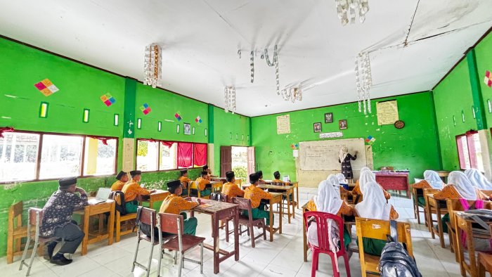 MTsN 6 Sarolangun Supervisi KBM untuk Dorong Inovasi Guru