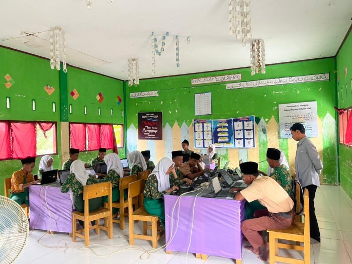 Hari Kedua TKA di MTsN 6 Sarolangun Berjalan Lancar