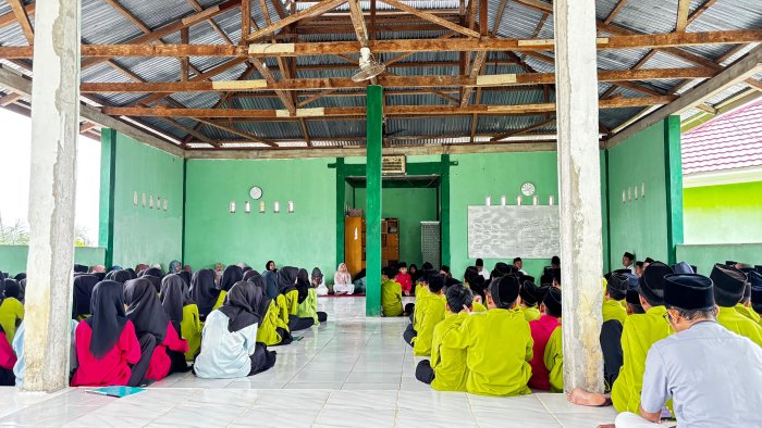Pembacaan Surat Yasin Rutin di MTsN 6 Sarolangun Selama Ramadan