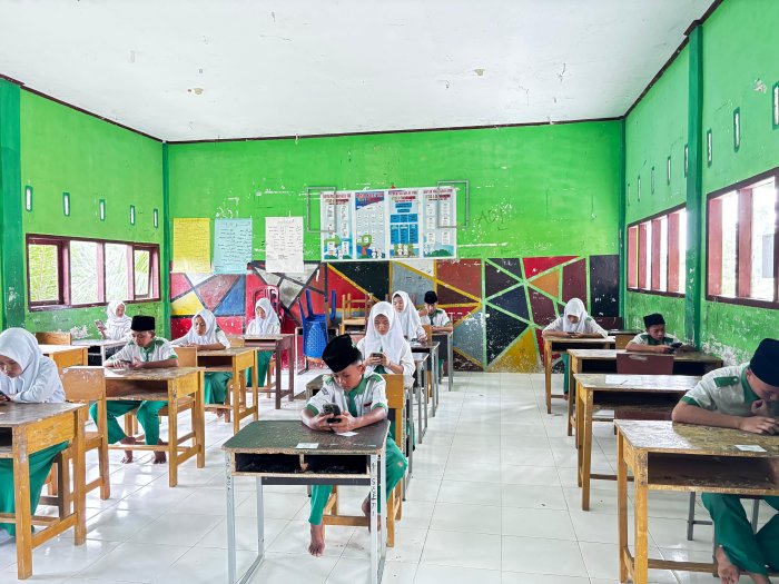 Ujian Akhir MTsN 6 Sarolangun Berjalan Tertib dan Lancar